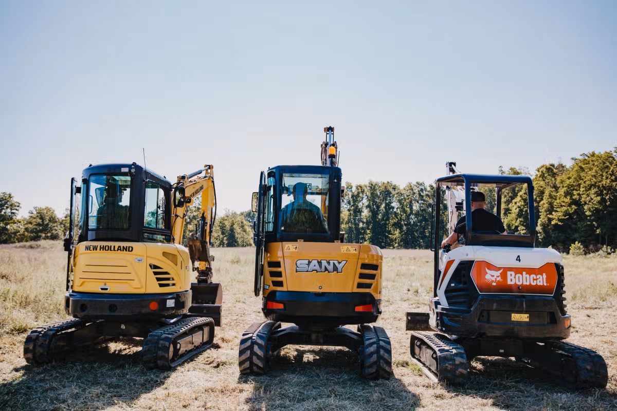 Investasi Ekskavator Mini